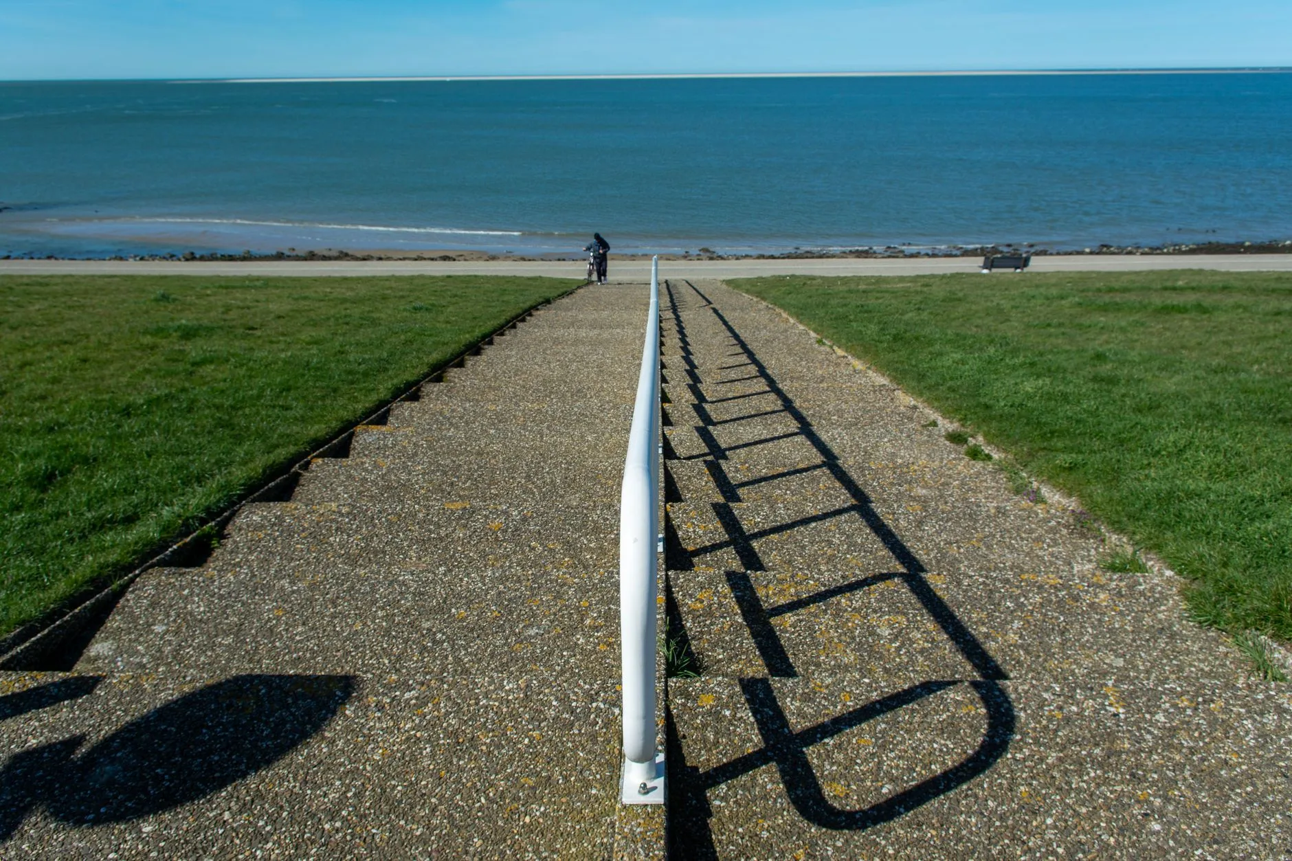 Chemin de promenade au bord de la baie de Somme